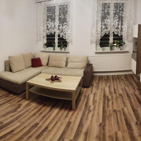 Mieszkanie Blisko Targow Poznanskich Apartment Exterior foto