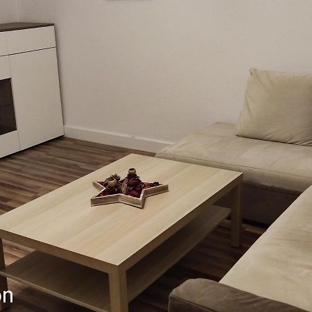 Mieszkanie Blisko Targow Poznanskich Apartment Exterior foto